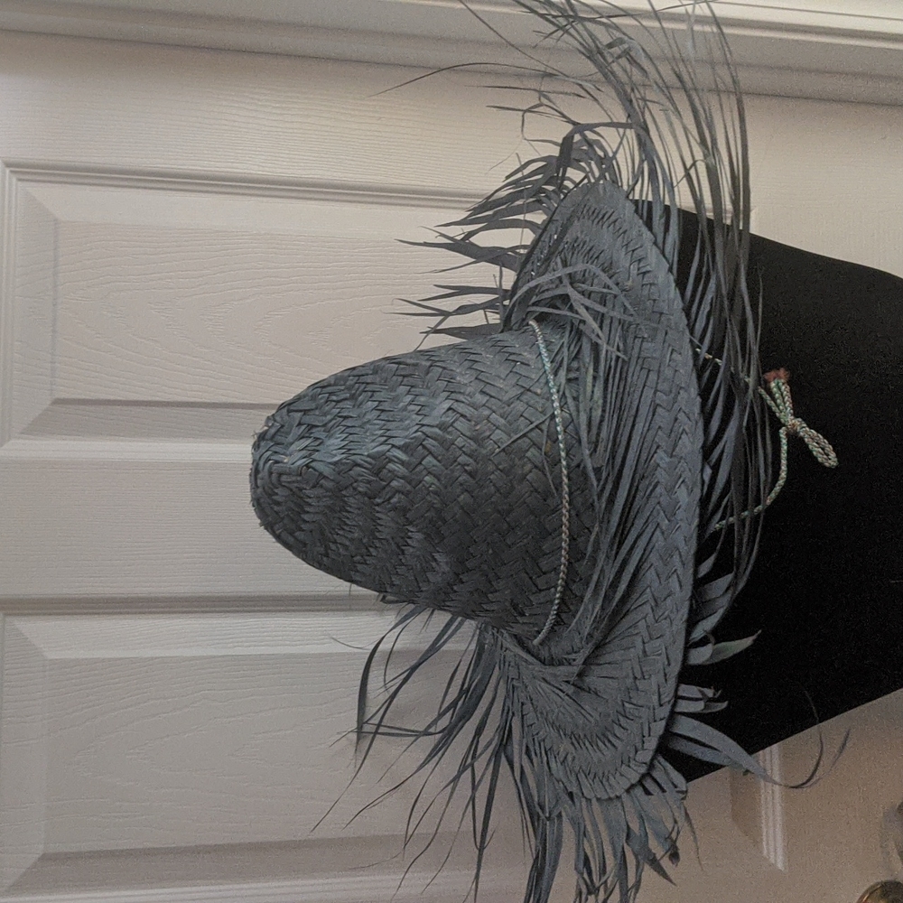 Straw Hat w/Braided Tassel Around Top to Tie Around Neck NWOT